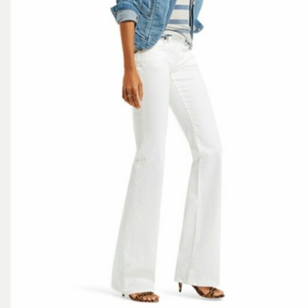 Bootcut white CAbi pants.